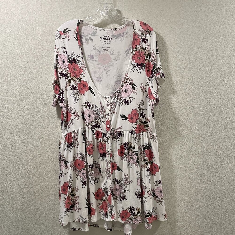 TORRID High Waist Baby Doll Mini/Tunic "Super Soft Knit" Hi Low Hem, Floral - 2X